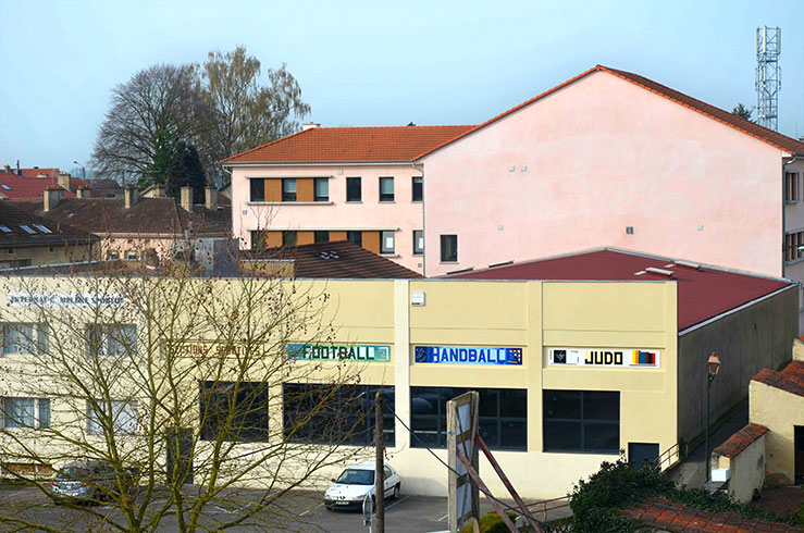 Bâtiment collège vers le lycée pro